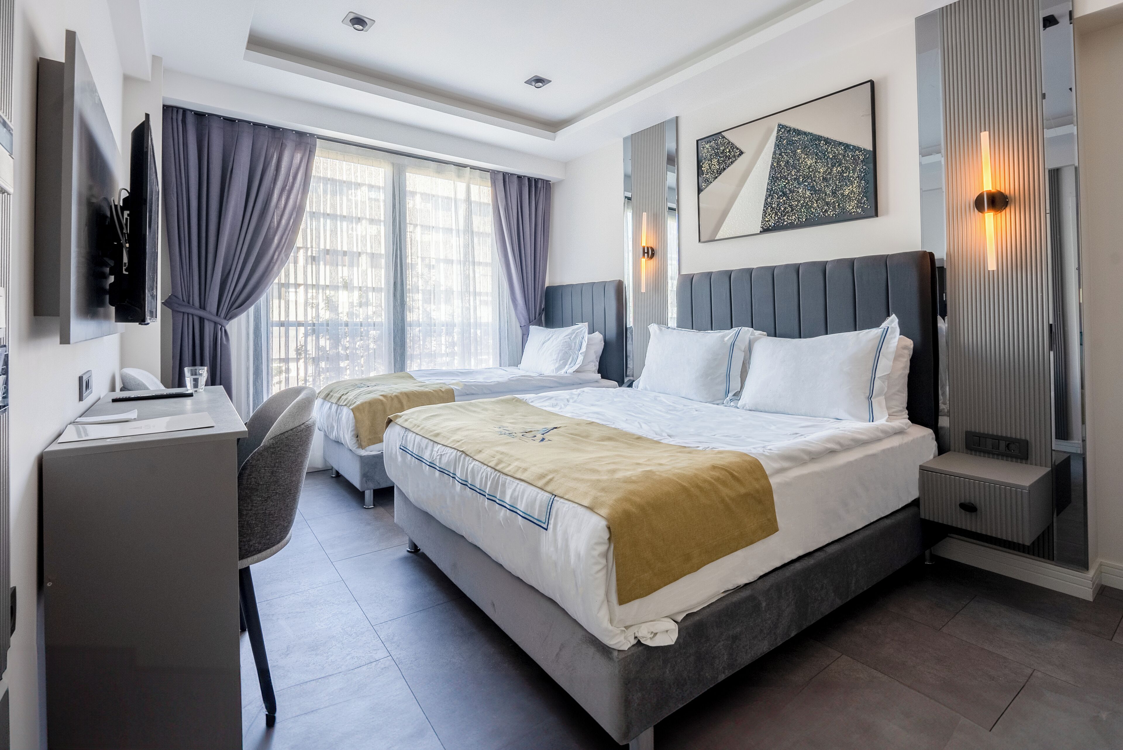Free WiFi, bed sheets