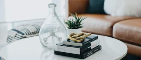 智能电视、办公室