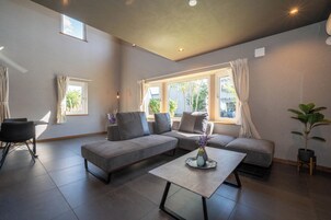 Televisión de pantalla plana