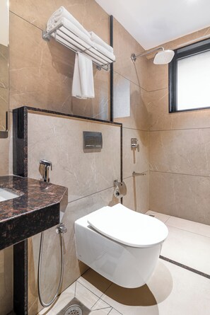 Premium Room, City View | Bathroom - Hotel Royal Embassy (Erode)