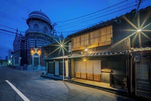 Exterior - Izuki Machiya House (Kyoto)
