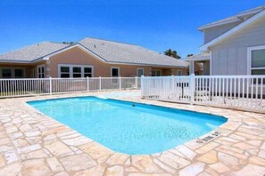 Pool - Shared Pool, Pet Friendly, Golf Cart Access (Port Aransas)