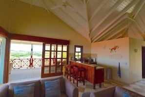 TV - VIP Blue Bay Beach Villa 28 (Sint Michiel)