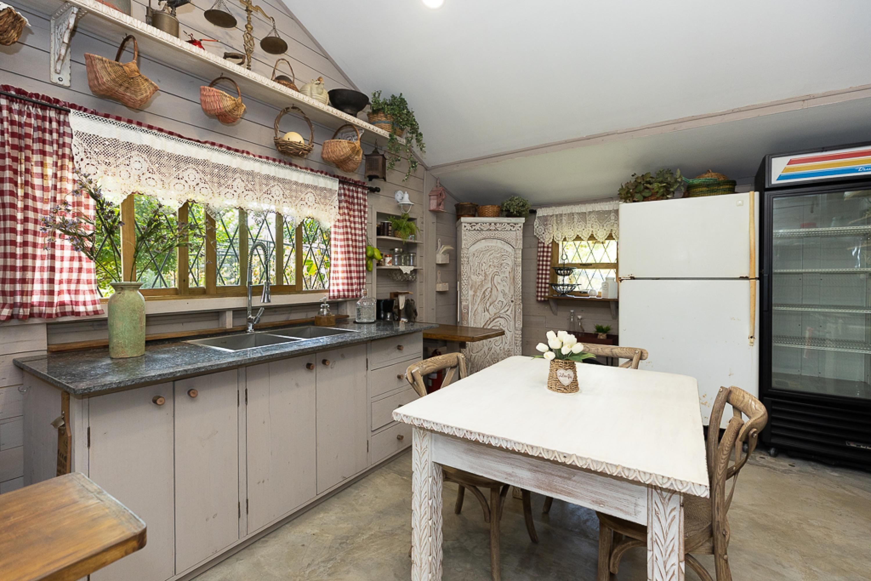 บ้านพัก | 4 ห้องนอน