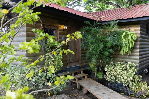 Quinta Pavo Real Complex by Acomodo