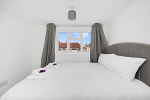 7 makuuhuonetta, silitysrauta/-lauta, Wi-Fi, vuodevaatteet