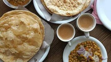 Desayuno continental incluido todos los días