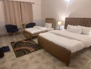 Family Double Room | Free WiFi
