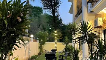 Fachada de la propiedad