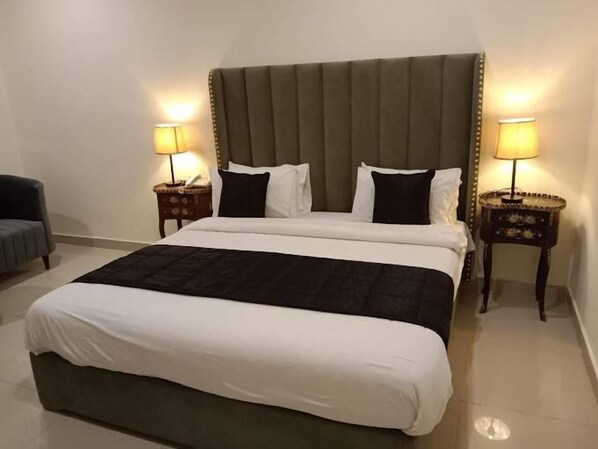 Deluxe Double Room, City View | Free WiFi