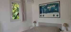 3 chambres, fer et planche à repasser, Wi-Fi, draps fournis