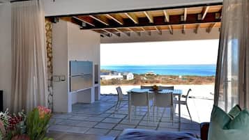 Superior Villa | Terrace/patio