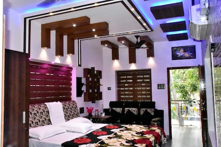 2 室のベッドルーム、アイロン / アイロン台、WiFi、ベッドシーツ. Mary Land -2-BHK Deluxe villa Near Trivandrum Airport, Beach.