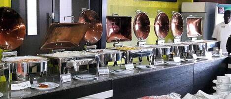 Free daily continental breakfast