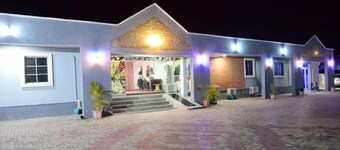 Sunrise Suites and Resturant