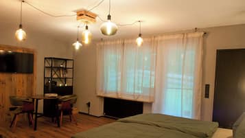 1 habitación y ropa de cama