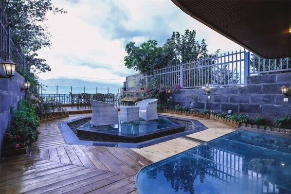 Garden - Banshan Guest Seaview Holiday Villa (Dali)