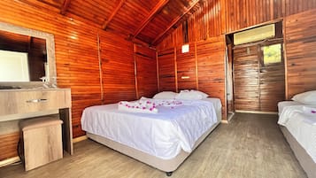 Ropa de cama de alta calidad, minibar y ropa de cama