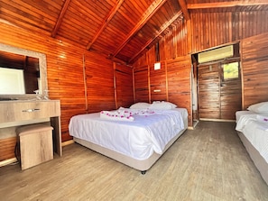 Bungalow Standard, vue sur la montagne | Literie de qualité, minibar, literie fournie