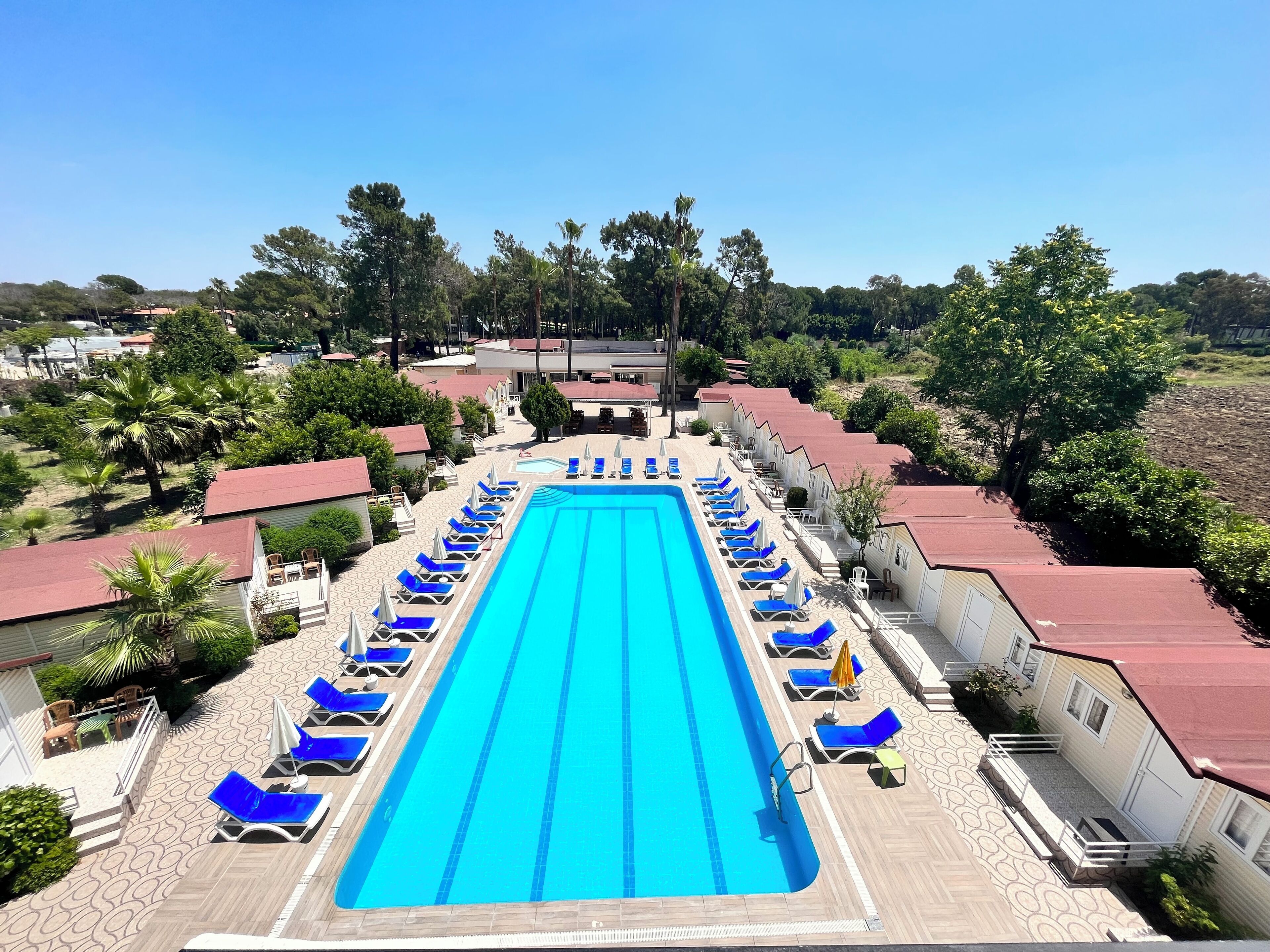 Seasonal outdoor pool