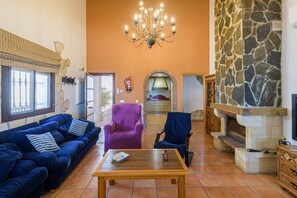 Villa | 6 bedrooms - Villa Lina in Estepona (Estepona)