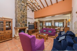 Villa | 6 bedrooms - Villa Lina in Estepona (Estepona)