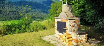 Stunning view cottage with AC and WiFi in lovely village next to lake Bled