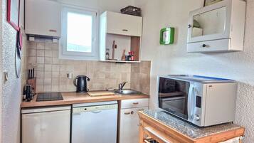 Réfrigérateur, lave-vaisselle