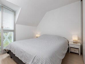 2 bedrooms, Internet