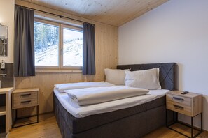 2 habitaciones, wifi gratis y ropa de cama 