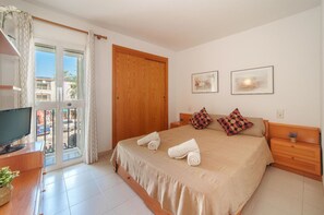 2 bedrooms, desk, Internet - Apartment Xisca by Interhome (Port d'Alcúdia)