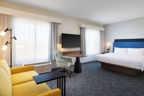 Studio Suite, 1 King Bed | Living area | 50-inch TV with cable channels - Hampton Inn & Suites Cottonwood, Az (Cottonwood)