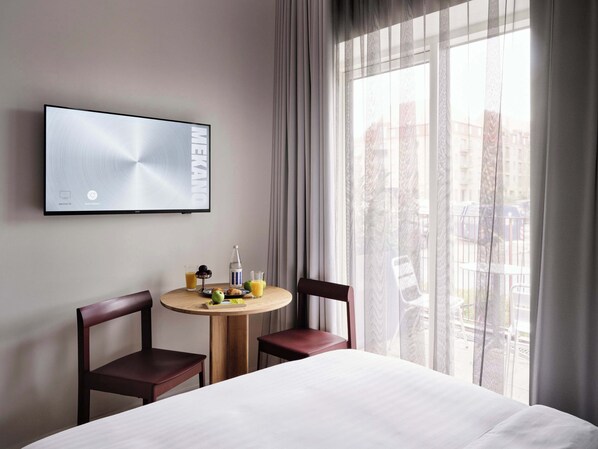 1 bedroom, iron/ironing board, travel crib, WiFi - Cozy studio for 2 with balcony (København)