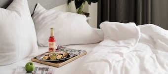 Industrial, chic studio for 4