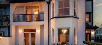 Camellia House, indulge in luxury at our Victorian gem in the heart of Abersoch!