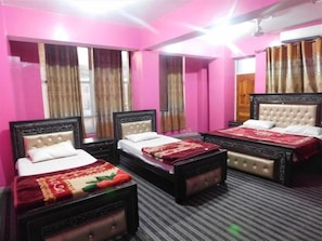 Double Room | Iron/ironing board, free WiFi