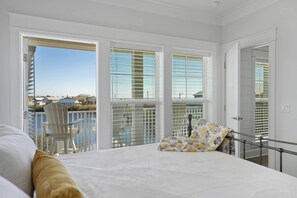 Comfort House, Pool Access, Lake View | View from room - Modern House with Pool Access (Panama City Beach)