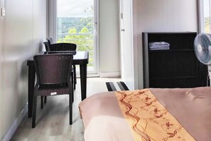 Deluxe Quadruple Room - Viewscape Nature Park Tanay powered by Cocotel (Tanay)