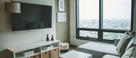 Smart TV, DVD player