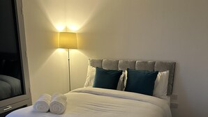 Apartment - London Oasis - 1-bed Apartment Near River Thames (London)