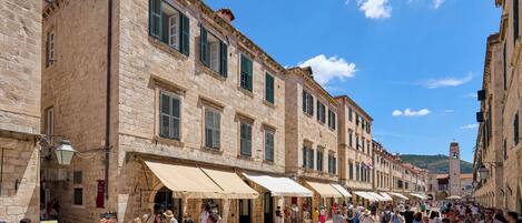 Majoituspaikan julkisivu