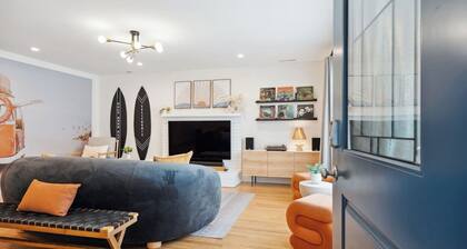 Relax Coastal Retreat: Beautiful 2B Home Nr Beach