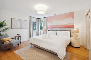 2 bedrooms, iron/ironing board, travel cot, WiFi