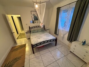 House | 2 bedrooms, iron/ironing board, free WiFi, bed sheets - Tropical Paradise Retreat in Soufriere (Soufriere)