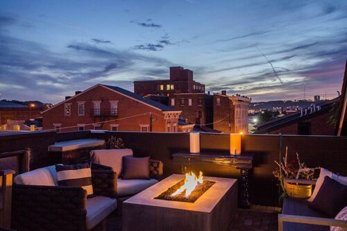 Award-Winning Parkside Home | Walk to Everything