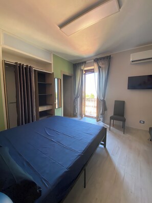 Classic-herbergi - sjávarsýn að hluta | Ókeypis þráðlaus nettenging