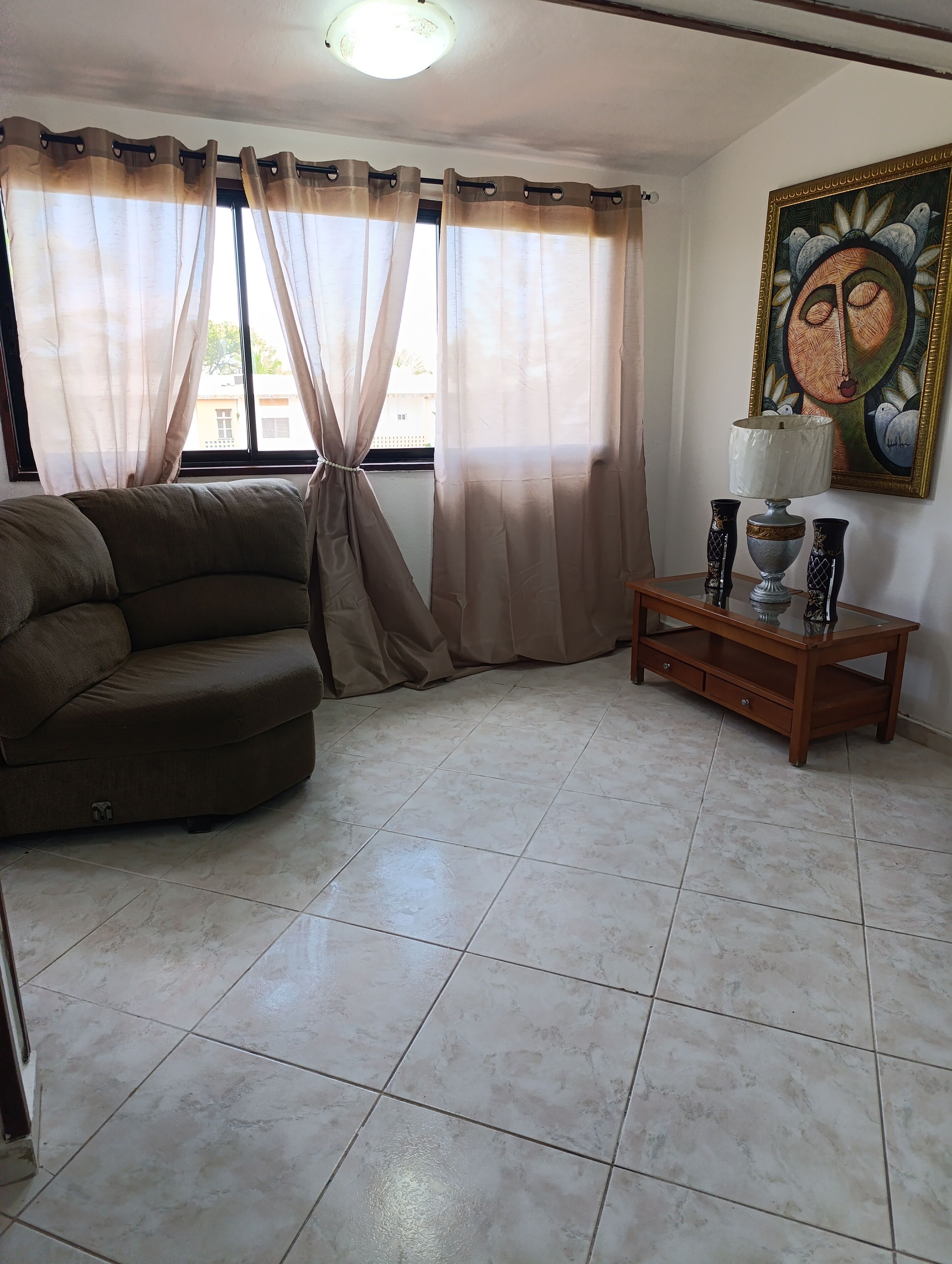 Apartment, Courtyard View | Living area | Flat-screen TV