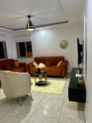 Apartment | Living area | Flat-screen TV - 2bed Abidjan Apartment- Relax, Explore & Unwind (Abidjan)