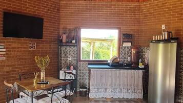 Chalet, 1 Bedroom, Patio, Garden View | Interior