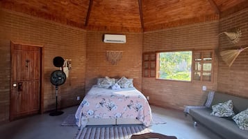 Chalé, 1 quarto, varanda, vista para o jardim | 1 quarto